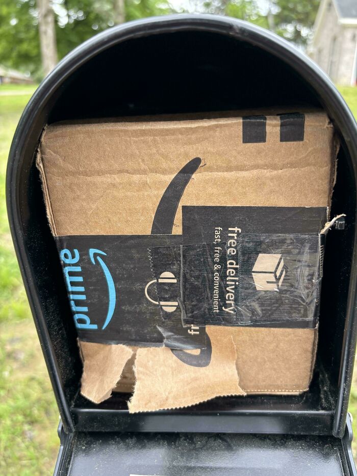 78 Times Delivery Fails Left People Speechless, Laughing, Or Crying 78 Times Delivery Fails Left People Speechless, Laughing, Or Crying