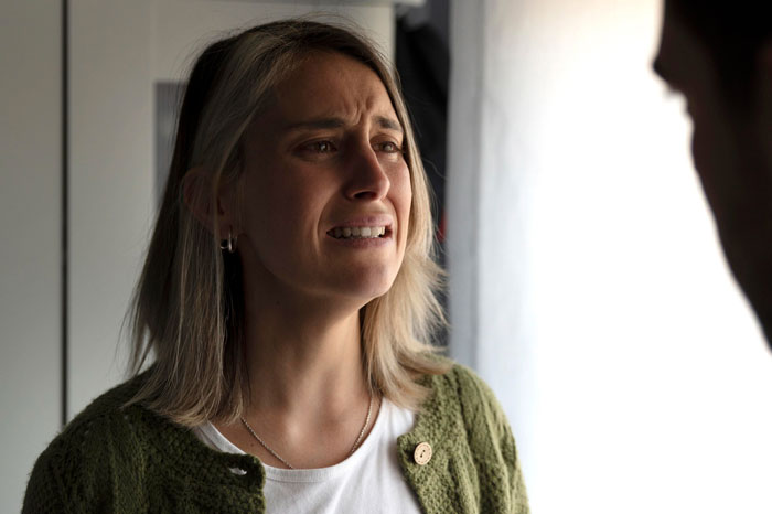 Straight Guy Bearhugs Male Friend Having Mental Breakdown, GF Accuses Him Of Cheating, He’s Shocked Straight Guy Bearhugs Male Friend Having Mental Breakdown, GF Accuses Him Of Cheating, He’s Shocked