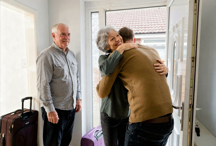 Sneaky In-Laws Try To Stay At Couple’s Home When They’re Not There In Order To Change It Completely Sneaky In-Laws Try To Stay At Couple’s Home When They’re Not There In Order To Change It Completely