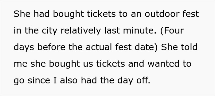 Man Wants To Go Home After Fainting At Concert, Fiancée Tries To Get Closer To The Stage Instead Man Wants To Go Home After Fainting At Concert, Fiancée Tries To Get Closer To The Stage Instead