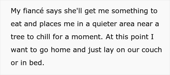 Man Wants To Go Home After Fainting At Concert, Fiancée Tries To Get Closer To The Stage Instead Man Wants To Go Home After Fainting At Concert, Fiancée Tries To Get Closer To The Stage Instead