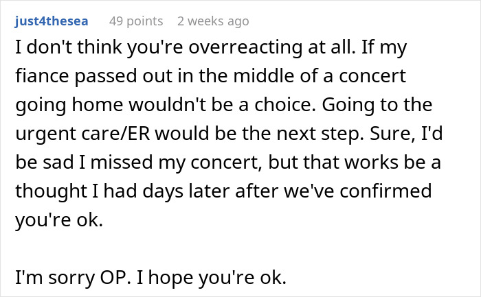 Man Wants To Go Home After Fainting At Concert, Fiancée Tries To Get Closer To The Stage Instead Man Wants To Go Home After Fainting At Concert, Fiancée Tries To Get Closer To The Stage Instead