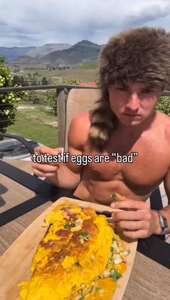 Expert Issues Warning After Man Reveals Result Of Eating 224 Eggs In A Single Week Expert Issues Warning After Man Reveals Result Of Eating 224 Eggs In A Single Week