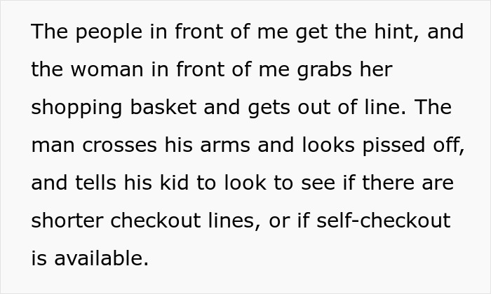 Customer Tries To Guilt Walmart Shoppers Into Helping Her Pay, Then Suddenly Finds Money To Cover It Customer Tries To Guilt Walmart Shoppers Into Helping Her Pay, Then Suddenly Finds Money To Cover It