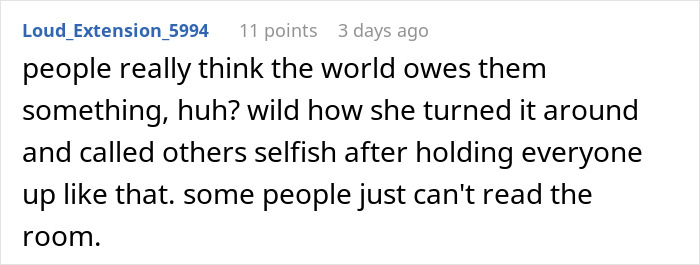 Customer Tries To Guilt Walmart Shoppers Into Helping Her Pay, Then Suddenly Finds Money To Cover It Customer Tries To Guilt Walmart Shoppers Into Helping Her Pay, Then Suddenly Finds Money To Cover It