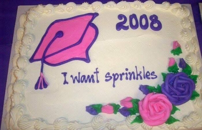 27 Cakes That Weren&rsquo;t Supposed To Be Funny But The Decorators Hilariously Messed Up