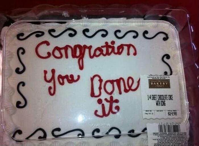 27 Cakes That Weren&rsquo;t Supposed To Be Funny But The Decorators Hilariously Messed Up