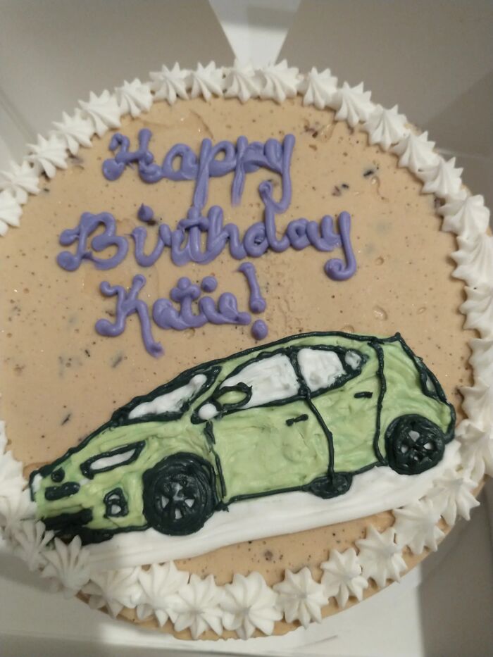 27 Cakes That Weren&rsquo;t Supposed To Be Funny But The Decorators Hilariously Messed Up