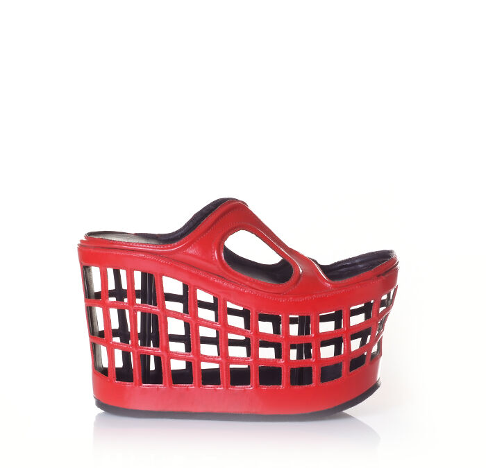 These Are Not Ordinary Shoes: 49 Creative And Imaginative Designs By Kobi Levi