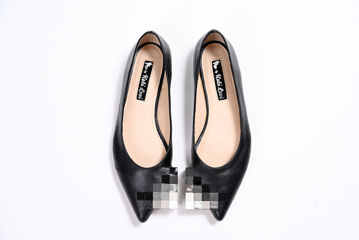 These Are Not Ordinary Shoes: 49 Creative And Imaginative Designs By Kobi Levi
