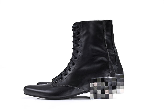 These Are Not Ordinary Shoes: 49 Creative And Imaginative Designs By Kobi Levi