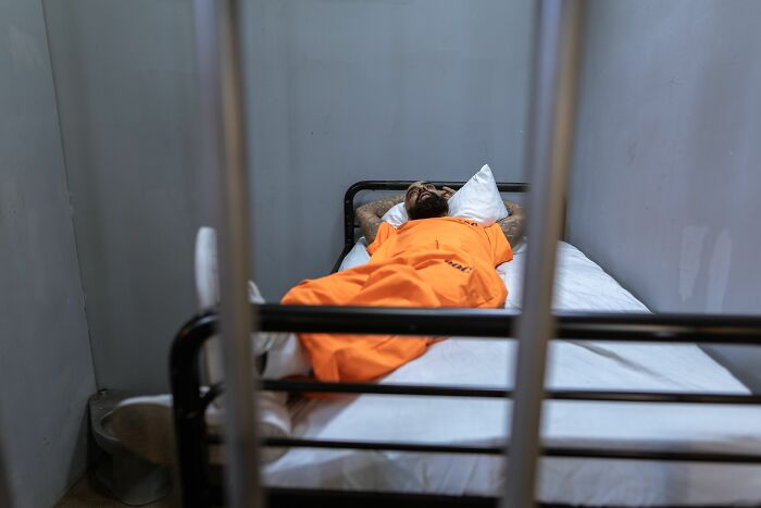 Former Prisoners Spill The Horrifying Truth About 20 Brutal Things They Witnessed In The Slammer