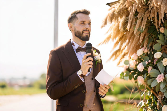 Bride Cheats With Best Man, Groom Says Nothing Until He Has A Microphone And Room Full Of Witnesses