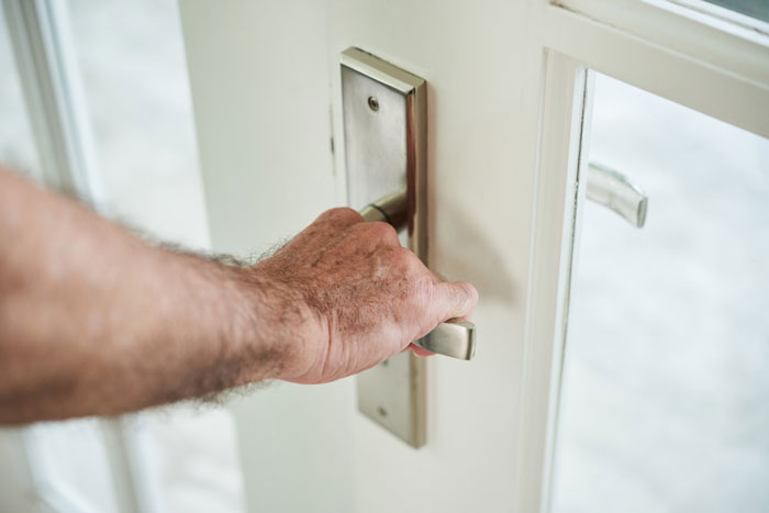 “Lesson Learned”: BF Keeps Forgetting To Lock Home Door, GF Proved Right After Shocking Break In