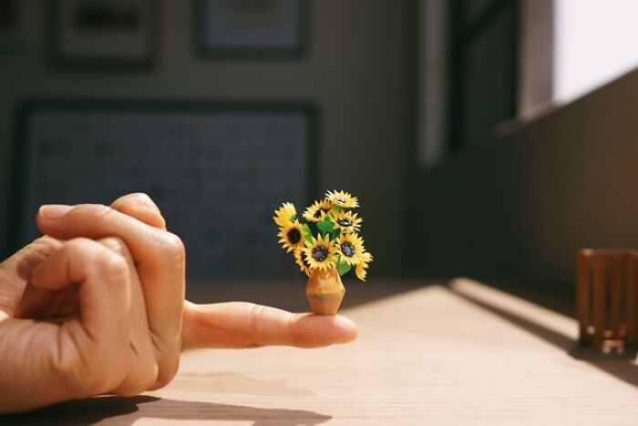 Artist Creates Miniature Paper Figures Filled With Immense Detail (51 Pics)