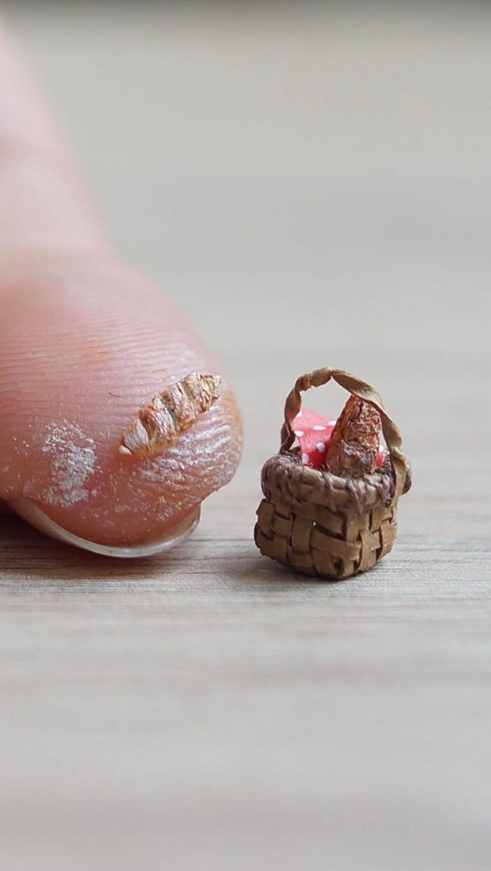 Artist Creates Miniature Paper Figures Filled With Immense Detail (51 Pics)