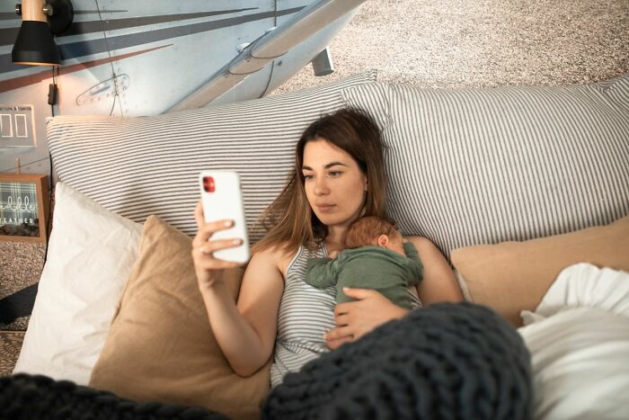53 Of The Worst Things People Found On Their Partners Phone