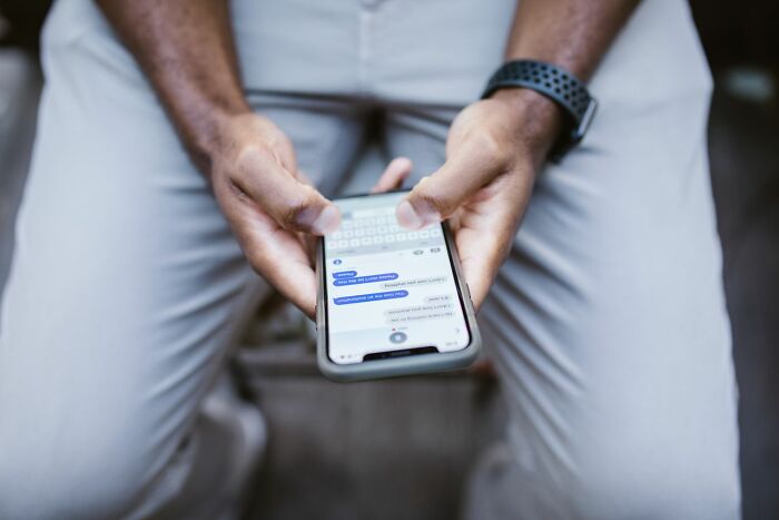 53 Of The Worst Things People Found On Their Partners Phone