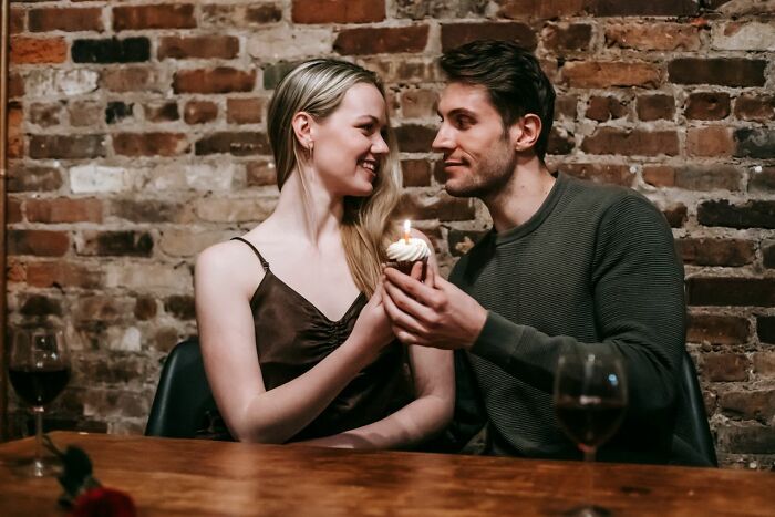 53 Of The Worst Things People Found On Their Partners Phone