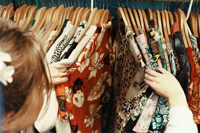 59 Unusual Jobs That People Somehow Managed To Get Hired For