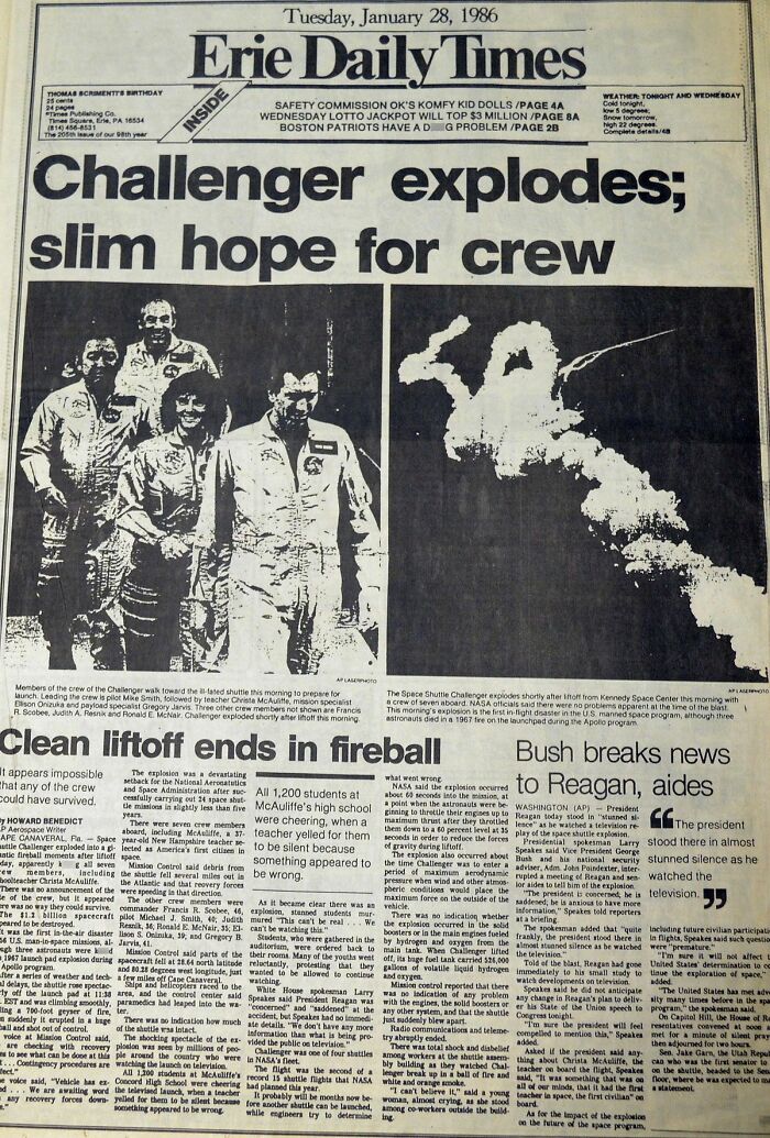 &ldquo;Men Walk On Moon&rdquo;: 57 Historical Newspaper Headlines And Photos That Ended Up On The Front Pages