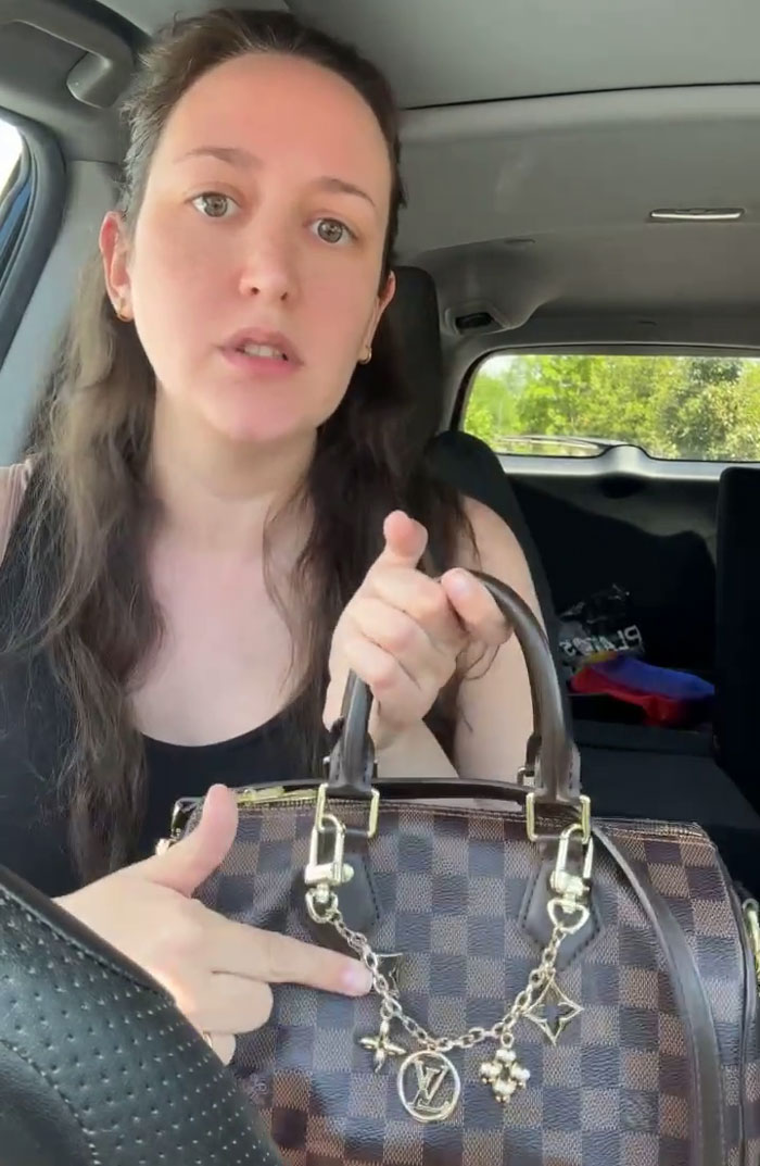 Customer Demands Another Woman Hand Over Her Louis Vuitton Bag, Not Realizing It’s Her Actual Purse