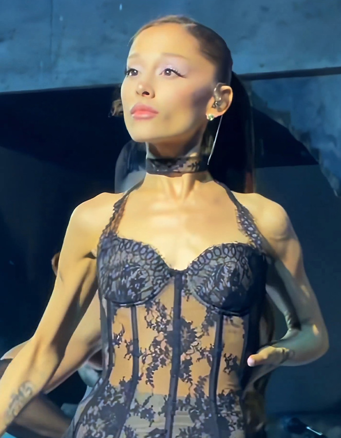 Ariana Grande Fans Begging Her To Get Help After Viral Tour Video Sparks Major Concern