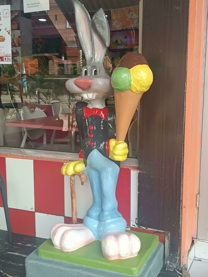 85 Design Fails So Creepy They Make People Feel Uncomfortable (New Pics)
