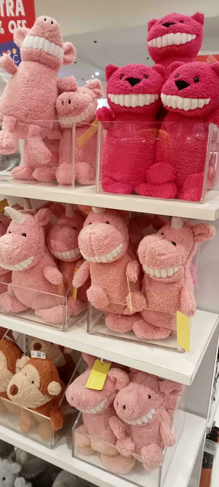 85 Design Fails So Creepy They Make People Feel Uncomfortable (New Pics)