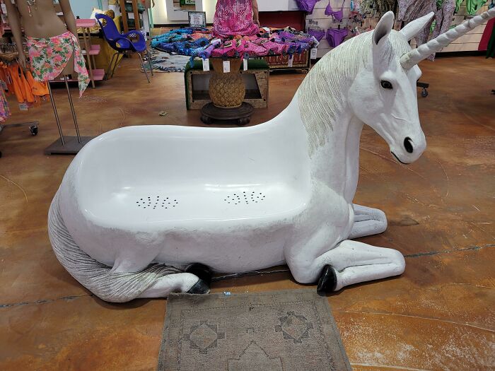 85 Design Fails So Creepy They Make People Feel Uncomfortable (New Pics)