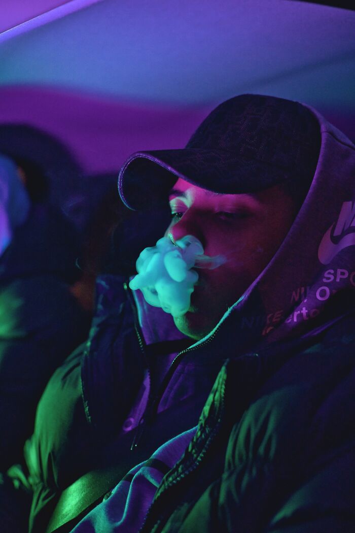 44 Of The Craziest Plane Interactions People Had To Go Through