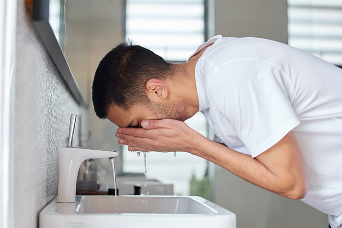 Person Gets Violently Sick After MIL&rsquo;s Birthday Dinner, Starts To Suspect Why
