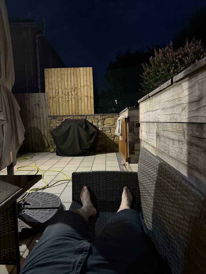 35 Photos Of Europeans Trying To Survive The Heatwave Without Fully Melting