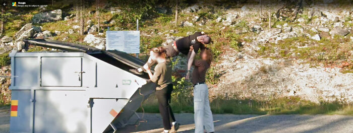 &ldquo;I Will Be Immortalized On Google Street View Forever&rdquo;: 81 Bizarre And Funny Google Street View Photos