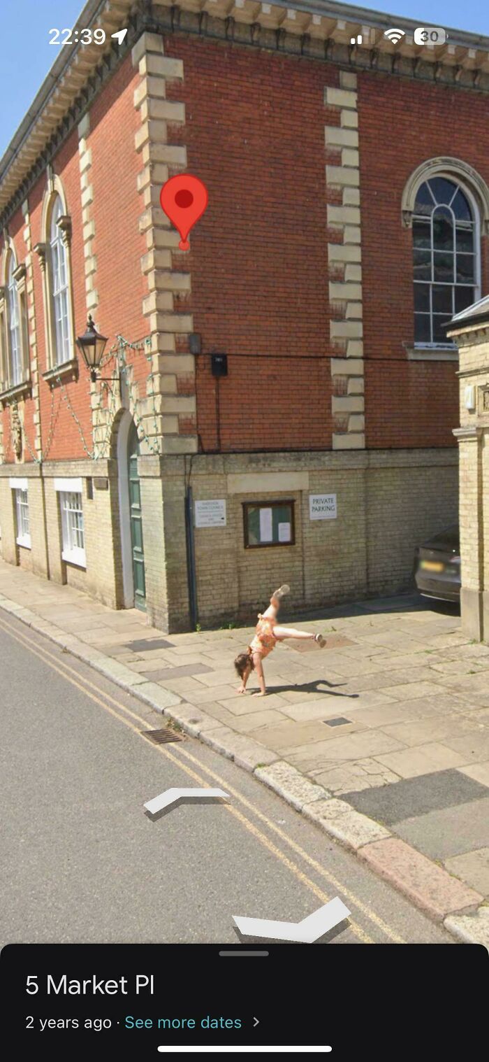 &ldquo;I Will Be Immortalized On Google Street View Forever&rdquo;: 81 Bizarre And Funny Google Street View Photos