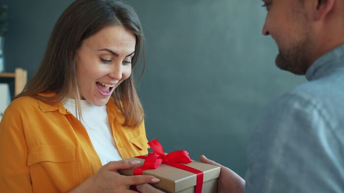 59 Moments In Which Women Decided That They Need To Marry Their Partner