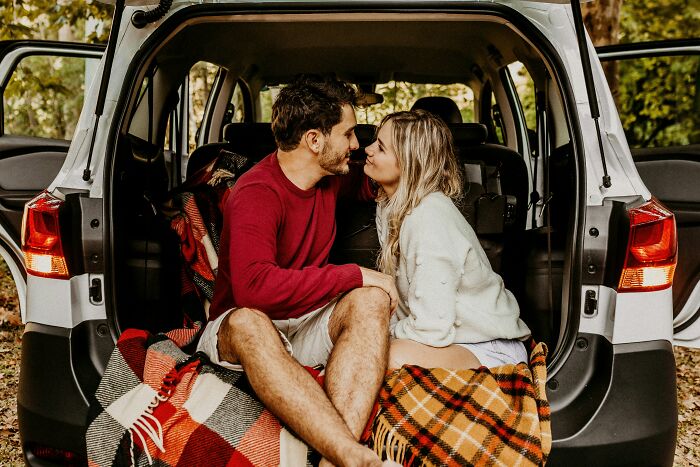 59 Moments In Which Women Decided That They Need To Marry Their Partner