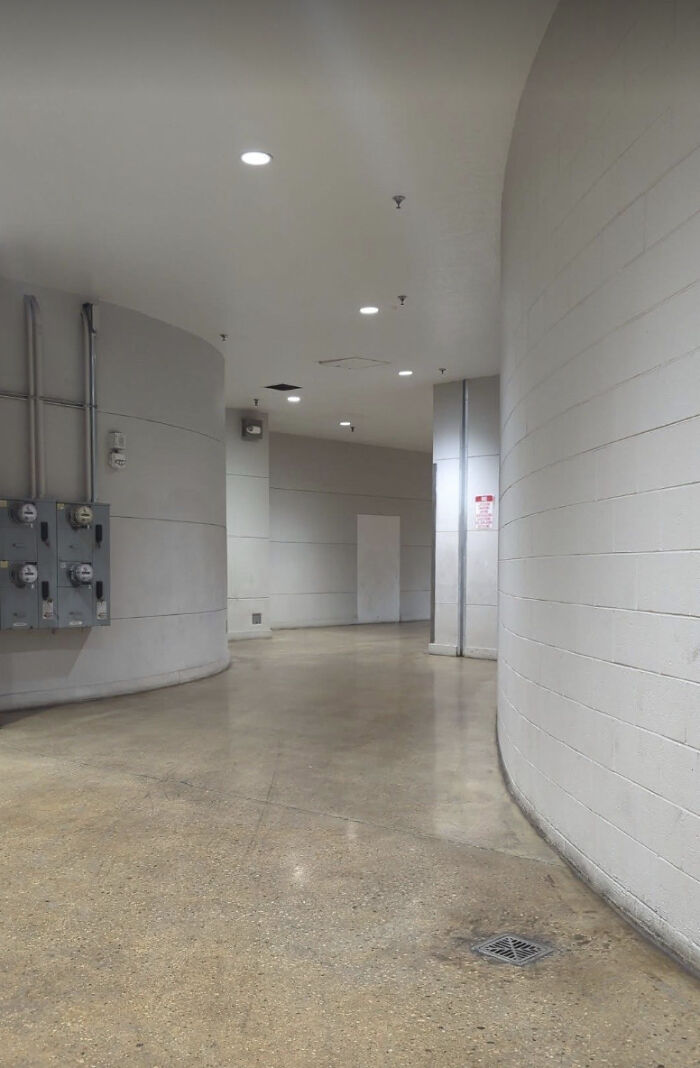 91 Haunting Liminal Spaces That You Should Probably Avoid Ending Up Within