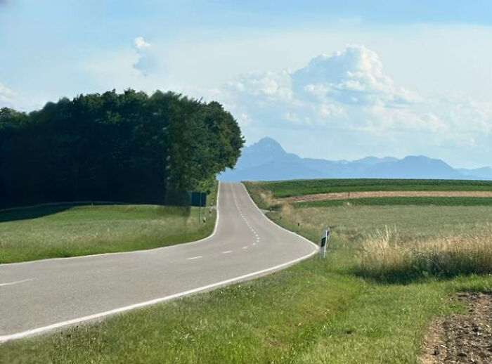 91 Haunting Liminal Spaces That You Should Probably Avoid Ending Up Within