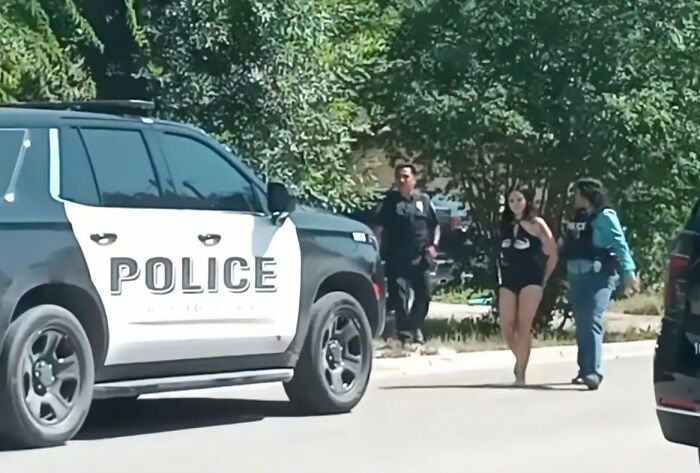 Texas Sisters Cookie And Kitty Caught Grinning In Chilling Footage After Fatal Attack On Young Mom Of 5