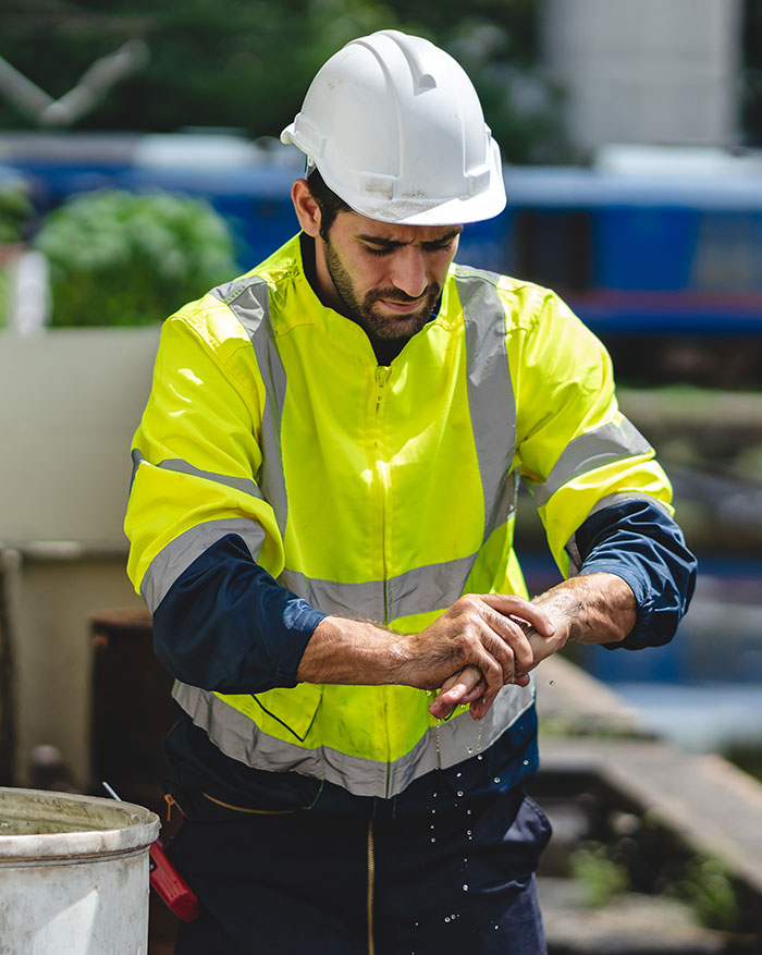 Woman Notices One Major Problem Sexist Water Department Workers Missed: “Didn’t Know What I Was Talking About”