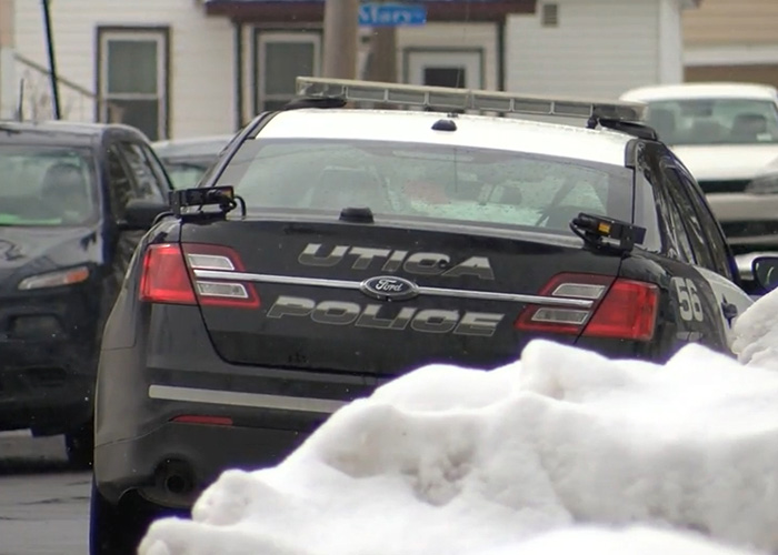 Biker Finds Baby Crawling Out At Night By Herself, Mom’s Motives Stun