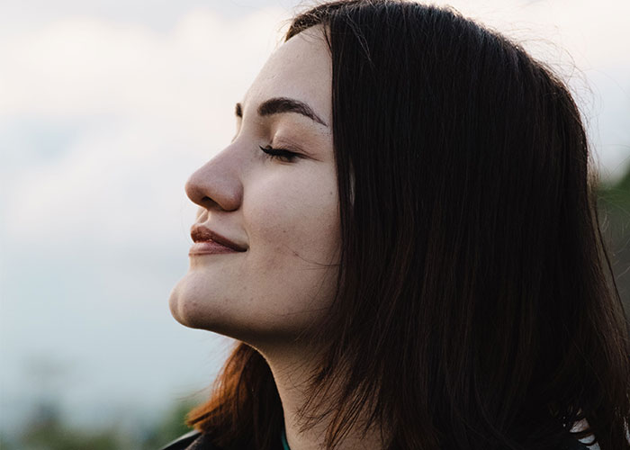 “Family Isn&rsquo;t Everything”: 39 Advice That Is Good But Socially Not Acceptabl