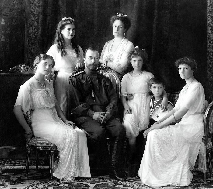 30 Mind-Boggling Unsolved Mysteries That Puzzled People For Years Until They Were Solved