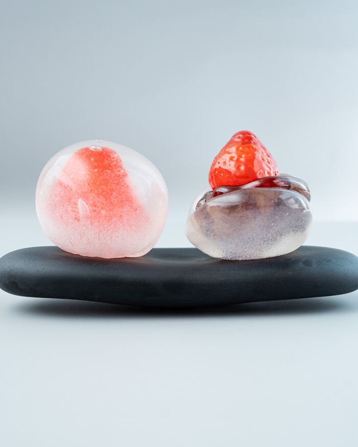 This Japanese Artist Creates Hyper-Realistic Glass Food That Looks Good Enough To Eat (25 Pics)