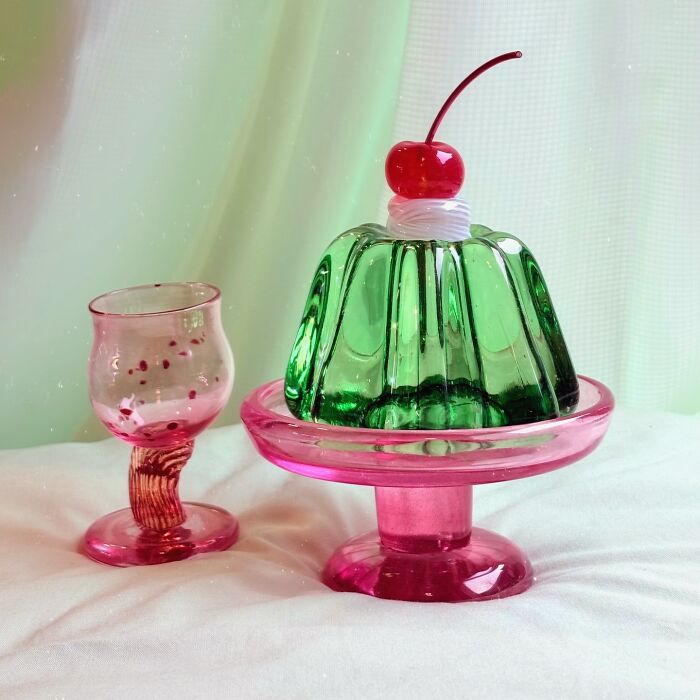 This Japanese Artist Creates Hyper-Realistic Glass Food That Looks Good Enough To Eat (25 Pics)