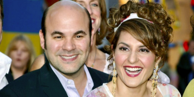 Nia Vardalos and ex-husband Ian Gomez Nia Vardalos and ex-husband Ian Gomez
