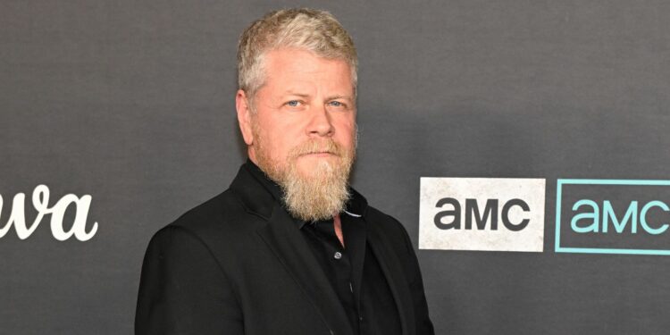 Michael Cudlitz at The Walking Dead Live: The Finale Event in Los Angeles Michael Cudlitz at The Walking Dead Live: The Finale Event in Los Angeles