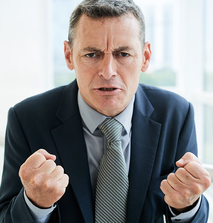 30 Secrets People Keep To Themselves About Others As They Would Ruin Lives