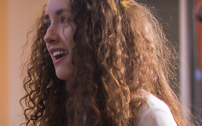 30 Secrets People Keep To Themselves About Others As They Would Ruin Lives